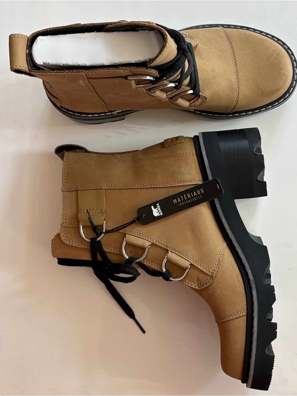 Sorel Women’s Joan Now Lace Boots Caribou Caraway Lace Up Boots Black Soles Sz-7